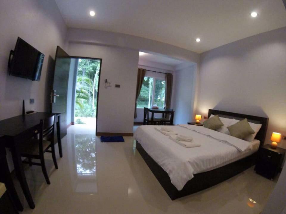 Saiyuan Garden Resort Rawai Екстериор снимка